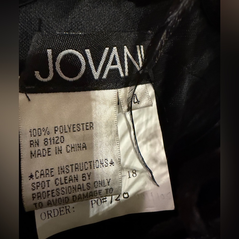 JOVANI 37562 Black Sequin Sheath Dress Gown Formal NEW Size 4 - Picture 6 of 9